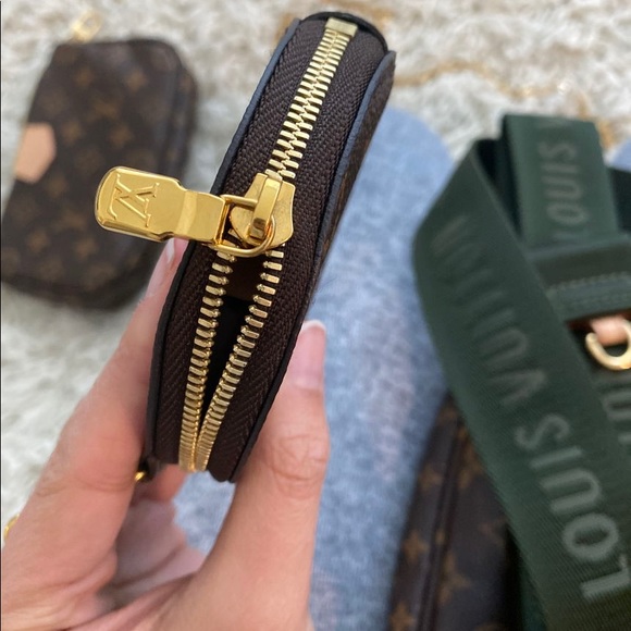 ‼️SOLD‼️LV multi pochette in khaki - Picture 14 of 16